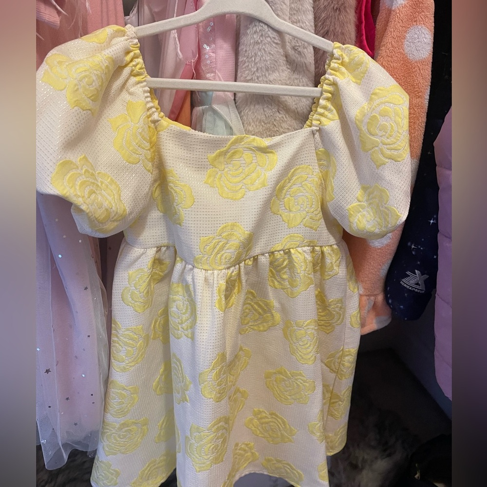 Cute yellow flower dress